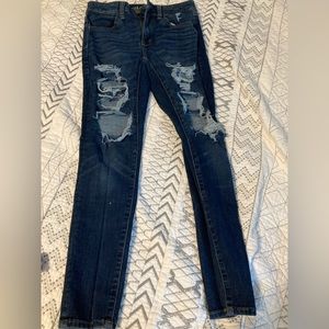 american eagle ripped jeans!